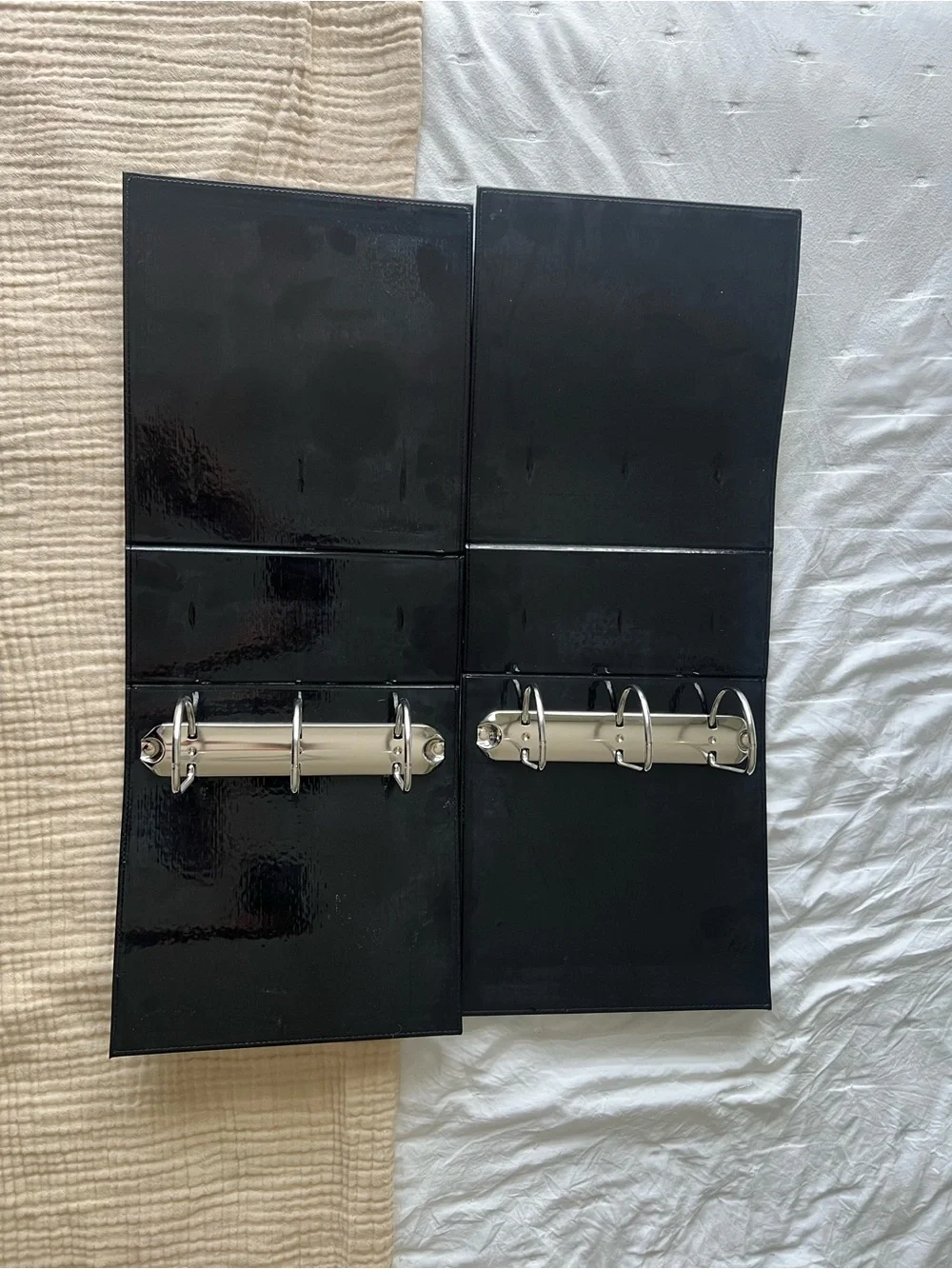 N/A black binders